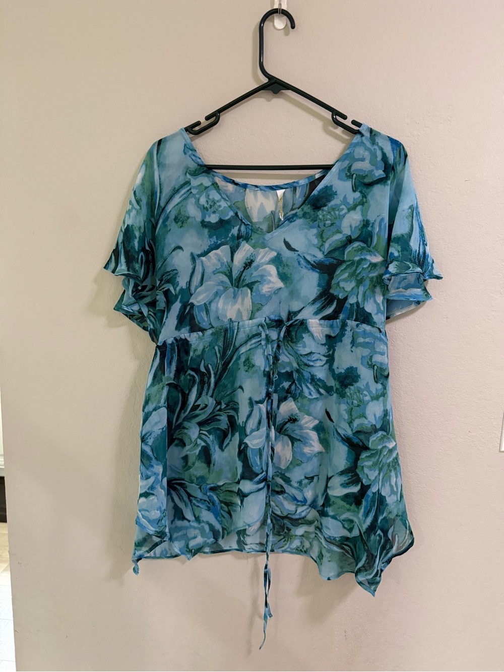 Chaps Floral Sheer Blouse Blue Green V Neck Flutter Sleeve Size M